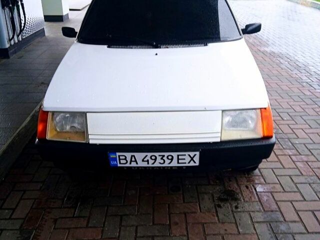 Белый ЗАЗ Таврия-Пикап, объемом двигателя 1.2 л и пробегом 400 тыс. км за 1600 $, фото 1 на Automoto.ua