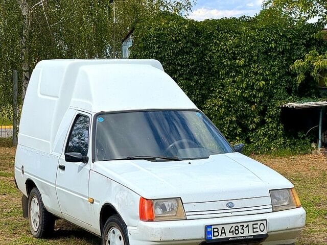 Білий ЗАЗ Таврія-Пікап, об'ємом двигуна 1.3 л та пробігом 160 тис. км за 1100 $, фото 1 на Automoto.ua