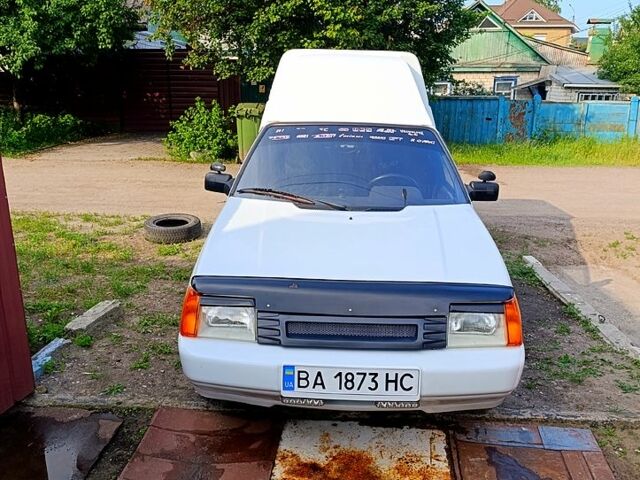 Білий ЗАЗ Таврія-Пікап, об'ємом двигуна 1.3 л та пробігом 140 тис. км за 2000 $, фото 1 на Automoto.ua