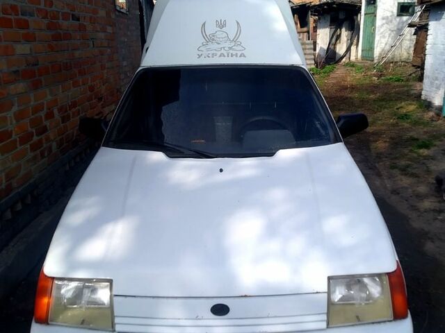 Білий ЗАЗ Таврія-Пікап, об'ємом двигуна 1.2 л та пробігом 168 тис. км за 1450 $, фото 1 на Automoto.ua