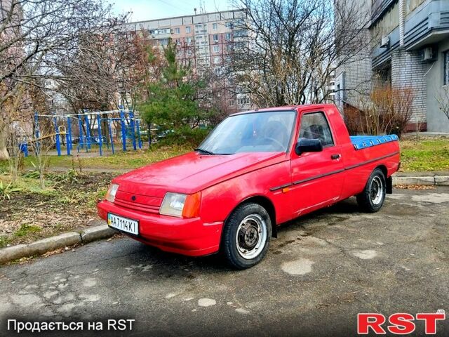 Красный ЗАЗ Таврия-Пикап, объемом двигателя 1.3 л и пробегом 100 тыс. км за 1670 $, фото 1 на Automoto.ua