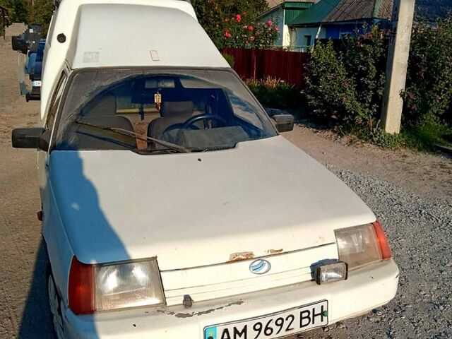 ЗАЗ Таврия-Пикап, объемом двигателя 1.2 л и пробегом 240 тыс. км за 650 $, фото 1 на Automoto.ua