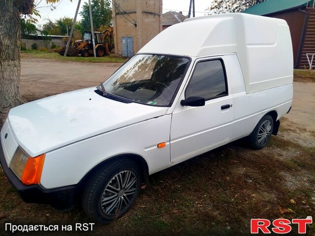 ЗАЗ Таврія-Пікап 2006 у Славянске на Automoto.ua ЗАЗ Таврія-Пікап, об'ємом двигуна 1.2 л та пробігом 165 тис. км за 2500 $, фото 1 на Automoto.ua