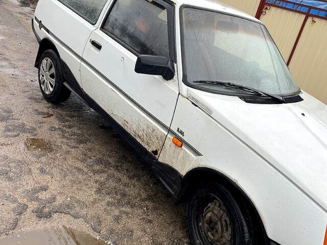 Білий ЗАЗ Таврія, об'ємом двигуна 1.1 л та пробігом 100 тис. км за 400 $, фото 1 на Automoto.ua