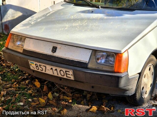 Белый ЗАЗ Таврия, объемом двигателя 11 л и пробегом 354 тыс. км за 720 $, фото 1 на Automoto.ua