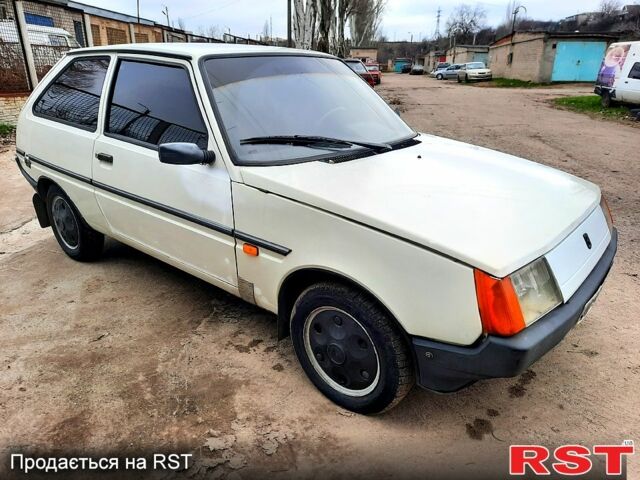 Белый ЗАЗ Таврия, объемом двигателя 1.1 л и пробегом 173 тыс. км за 650 $, фото 1 на Automoto.ua