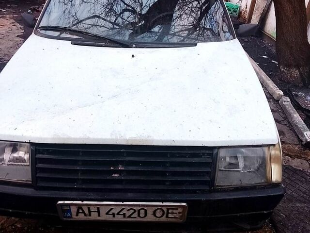 Білий ЗАЗ Таврія, об'ємом двигуна 1.1 л та пробігом 120 тис. км за 455 $, фото 1 на Automoto.ua