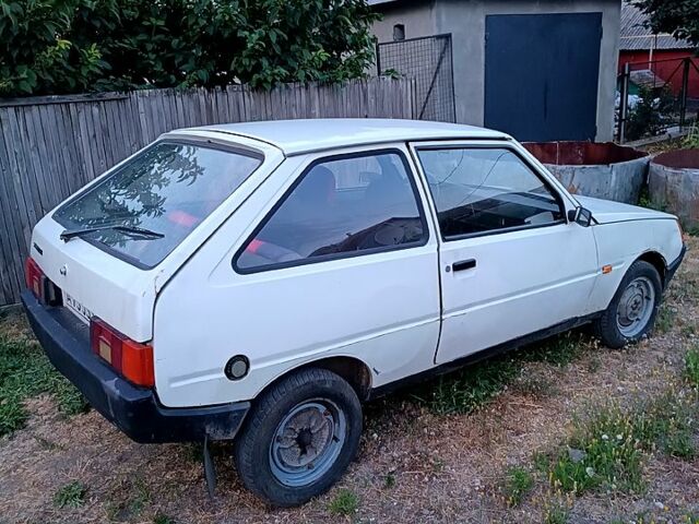 Белый ЗАЗ Таврия, объемом двигателя 1.1 л и пробегом 98 тыс. км за 900 $, фото 1 на Automoto.ua