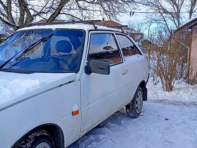 Белый ЗАЗ Таврия, объемом двигателя 1.2 л и пробегом 0 тыс. км за 200 $, фото 1 на Automoto.ua