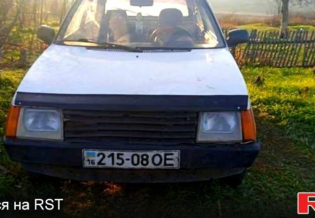 Белый ЗАЗ Таврия, объемом двигателя 12 л и пробегом 211 тыс. км за 300 $, фото 1 на Automoto.ua