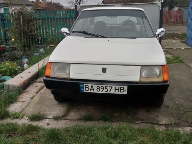 Белый ЗАЗ Таврия, объемом двигателя 1.1 л и пробегом 45 тыс. км за 880 $, фото 1 на Automoto.ua