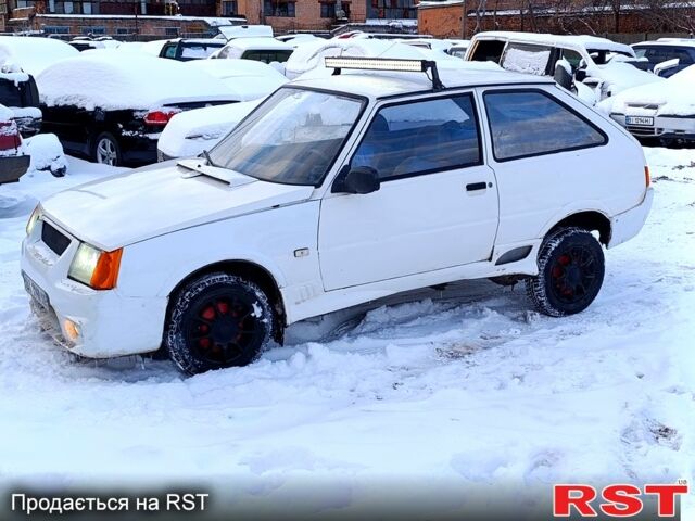 Білий ЗАЗ Таврія, об'ємом двигуна 1.2 л та пробігом 200 тис. км за 750 $, фото 1 на Automoto.ua