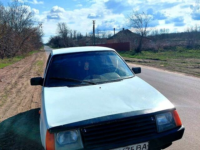 Белый ЗАЗ Таврия, объемом двигателя 1.3 л и пробегом 0 тыс. км за 650 $, фото 1 на Automoto.ua