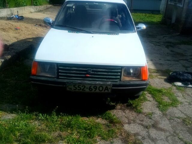 Белый ЗАЗ Таврия, объемом двигателя 1.1 л и пробегом 74 тыс. км за 700 $, фото 1 на Automoto.ua
