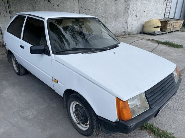 Белый ЗАЗ Таврия, объемом двигателя 1.1 л и пробегом 137 тыс. км за 650 $, фото 1 на Automoto.ua