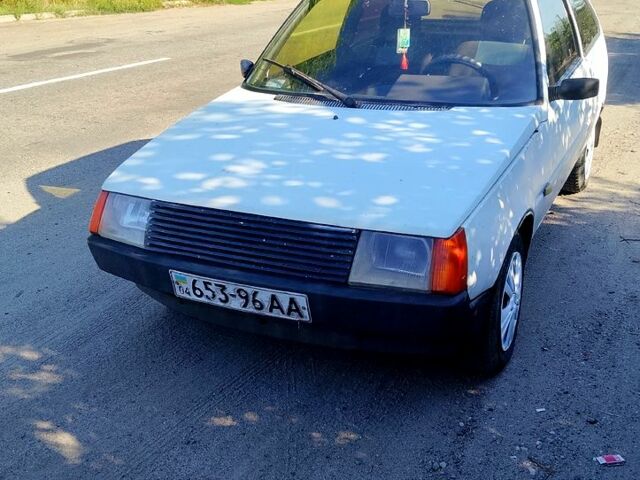 Білий ЗАЗ Таврія, об'ємом двигуна 1.2 л та пробігом 250 тис. км за 315 $, фото 1 на Automoto.ua