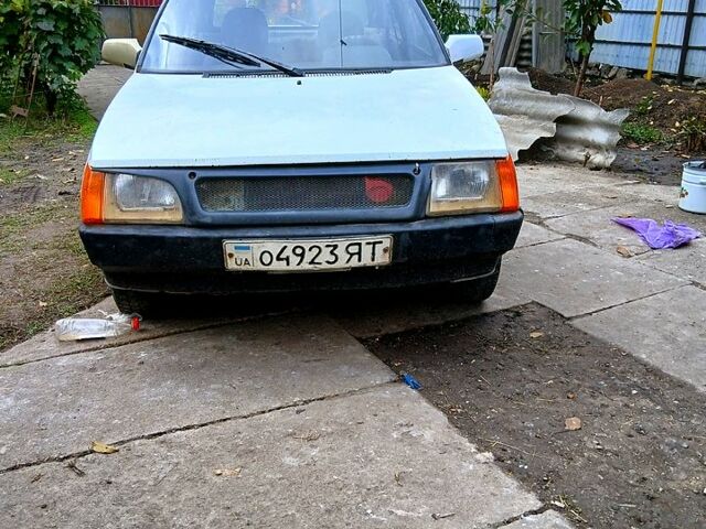 Белый ЗАЗ Таврия, объемом двигателя 1.3 л и пробегом 90 тыс. км за 600 $, фото 1 на Automoto.ua