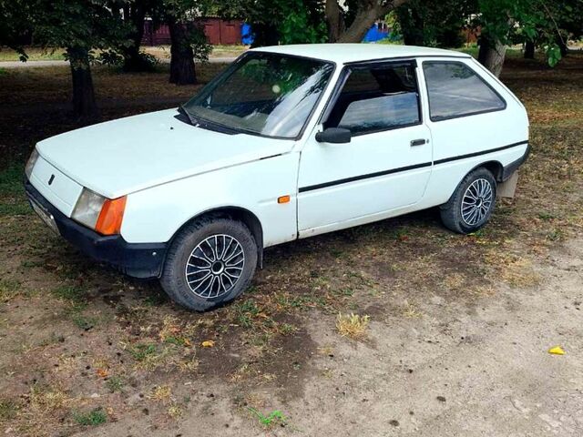 Білий ЗАЗ Таврія, об'ємом двигуна 1.1 л та пробігом 85 тис. км за 800 $, фото 1 на Automoto.ua