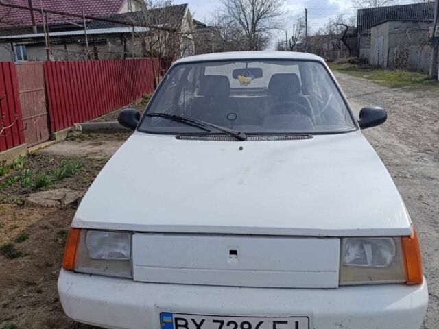 Белый ЗАЗ Таврия, объемом двигателя 1 л и пробегом 50 тыс. км за 400 $, фото 1 на Automoto.ua