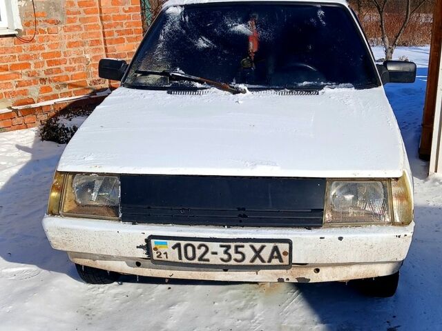 Белый ЗАЗ Таврия, объемом двигателя 1.1 л и пробегом 0 тыс. км за 350 $, фото 1 на Automoto.ua