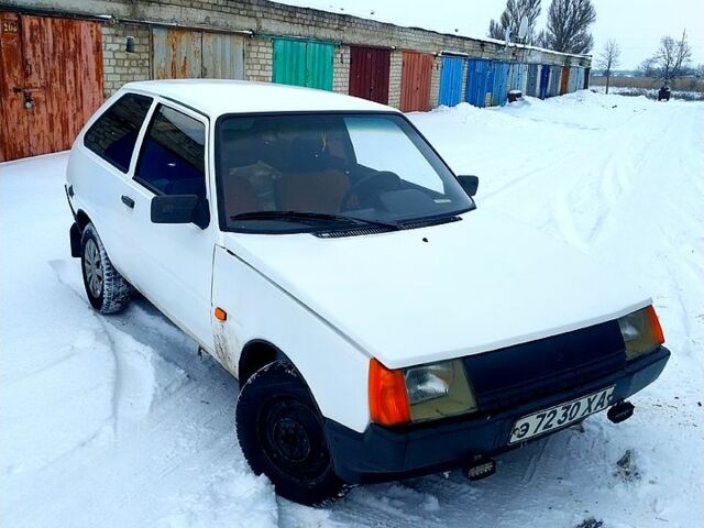 Белый ЗАЗ Таврия, объемом двигателя 1.2 л и пробегом 167 тыс. км за 700 $, фото 1 на Automoto.ua