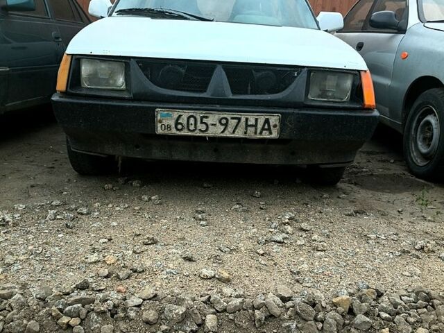 Белый ЗАЗ Таврия, объемом двигателя 1.2 л и пробегом 0 тыс. км за 500 $, фото 1 на Automoto.ua