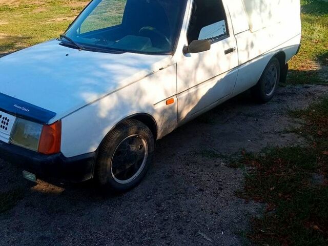 Белый ЗАЗ Таврия, объемом двигателя 1.2 л и пробегом 200 тыс. км за 967 $, фото 1 на Automoto.ua