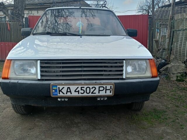 Білий ЗАЗ Таврія, об'ємом двигуна 1.1 л та пробігом 76 тис. км за 556 $, фото 1 на Automoto.ua