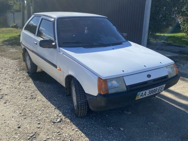 Белый ЗАЗ Таврия, объемом двигателя 1.1 л и пробегом 180 тыс. км за 850 $, фото 1 на Automoto.ua