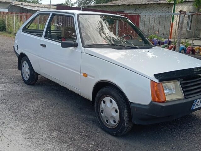 Білий ЗАЗ Таврія, об'ємом двигуна 1.1 л та пробігом 65 тис. км за 1100 $, фото 1 на Automoto.ua