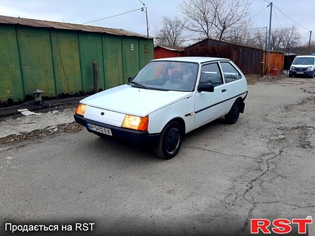 Белый ЗАЗ Таврия, объемом двигателя 1.1 л и пробегом 100 тыс. км за 700 $, фото 1 на Automoto.ua