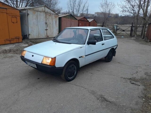 Белый ЗАЗ Таврия, объемом двигателя 1.1 л и пробегом 100 тыс. км за 700 $, фото 1 на Automoto.ua