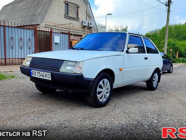 Белый ЗАЗ Таврия, объемом двигателя 1.1 л и пробегом 202 тыс. км за 650 $, фото 1 на Automoto.ua