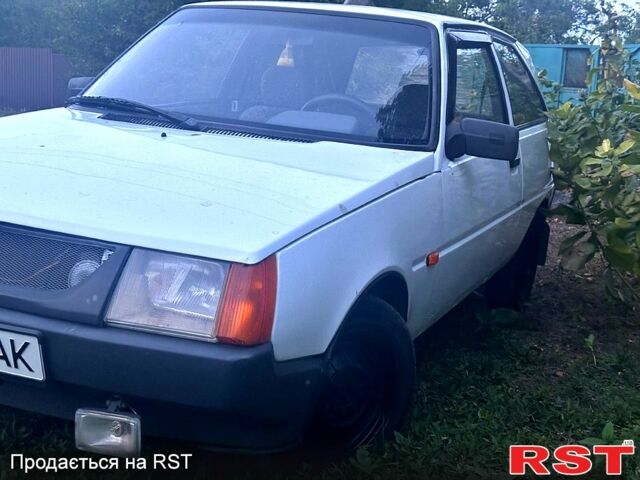 Белый ЗАЗ Таврия, объемом двигателя 1.2 л и пробегом 150 тыс. км за 950 $, фото 1 на Automoto.ua
