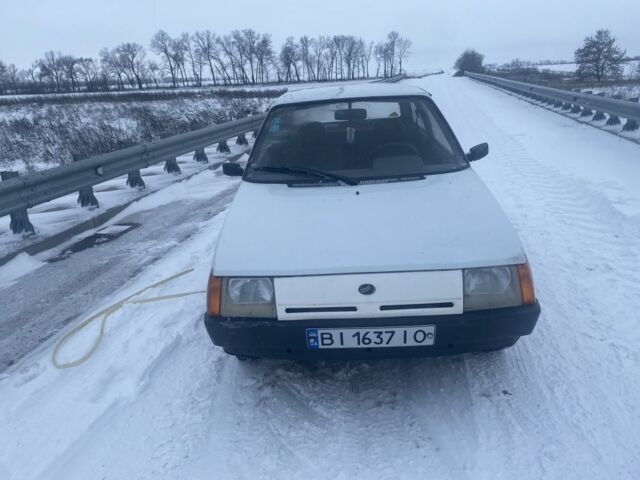 Белый ЗАЗ Таврия, объемом двигателя 1.2 л и пробегом 77 тыс. км за 1000 $, фото 1 на Automoto.ua