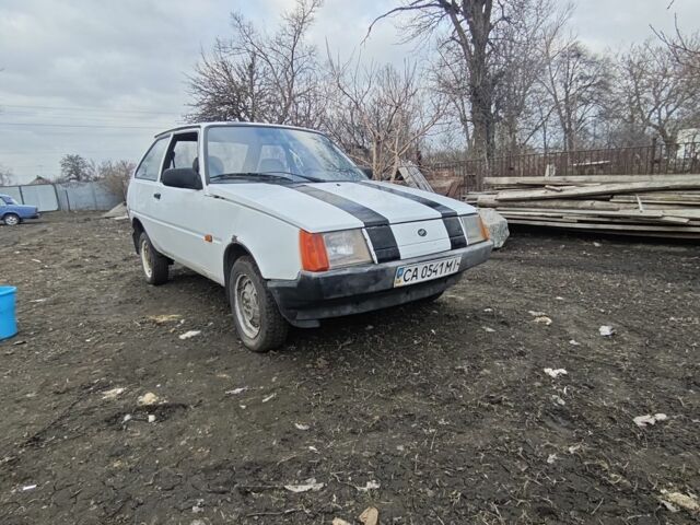 Белый ЗАЗ Таврия, объемом двигателя 1.3 л и пробегом 150 тыс. км за 565 $, фото 1 на Automoto.ua