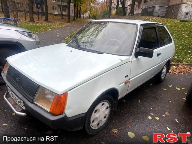 Белый ЗАЗ Таврия, объемом двигателя 1.2 л и пробегом 380 тыс. км за 550 $, фото 1 на Automoto.ua