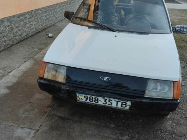 Білий ЗАЗ Таврія, об'ємом двигуна 1.2 л та пробігом 10 тис. км за 400 $, фото 1 на Automoto.ua