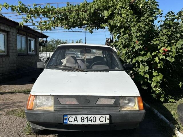 Белый ЗАЗ Таврия, объемом двигателя 1.1 л и пробегом 130 тыс. км за 751 $, фото 1 на Automoto.ua