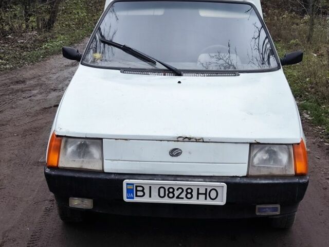 Білий ЗАЗ Таврія, об'ємом двигуна 1.2 л та пробігом 300 тис. км за 850 $, фото 1 на Automoto.ua