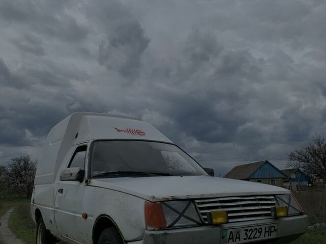 Белый ЗАЗ Таврия, объемом двигателя 1.2 л и пробегом 300 тыс. км за 400 $, фото 1 на Automoto.ua