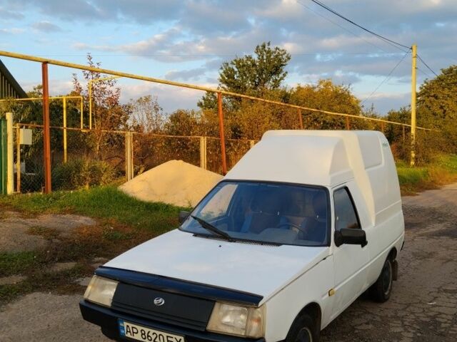Белый ЗАЗ Таврия, объемом двигателя 1.2 л и пробегом 208 тыс. км за 950 $, фото 1 на Automoto.ua