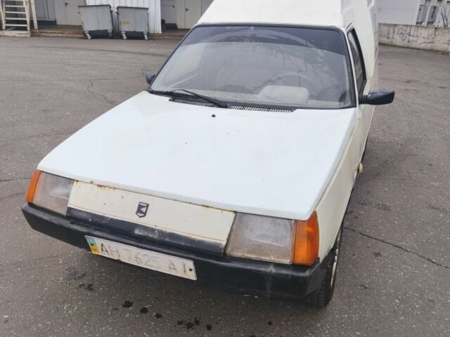 Белый ЗАЗ Таврия, объемом двигателя 1.2 л и пробегом 200 тыс. км за 639 $, фото 1 на Automoto.ua