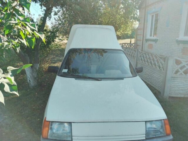 Белый ЗАЗ Таврия, объемом двигателя 0 л и пробегом 27 тыс. км за 1000 $, фото 1 на Automoto.ua