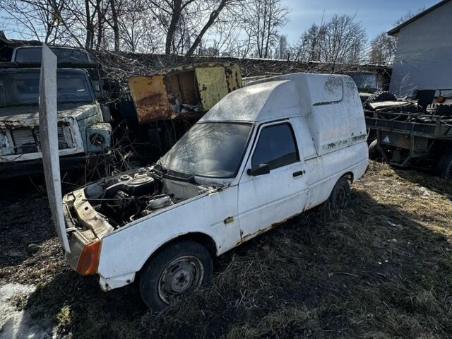 Білий ЗАЗ Таврія, об'ємом двигуна 1.2 л та пробігом 180 тис. км за 100 $, фото 1 на Automoto.ua