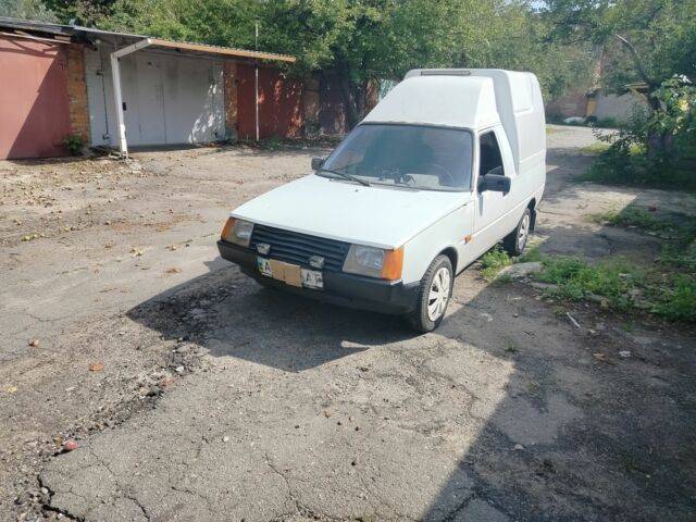 Белый ЗАЗ Таврия, объемом двигателя 1.2 л и пробегом 150 тыс. км за 800 $, фото 1 на Automoto.ua