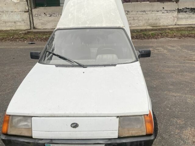 Белый ЗАЗ Таврия, объемом двигателя 1.2 л и пробегом 1000 тыс. км за 1100 $, фото 1 на Automoto.ua