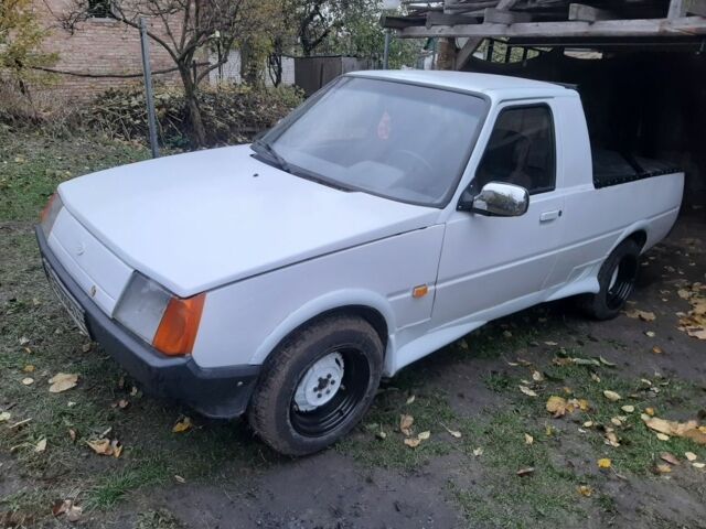 Белый ЗАЗ Таврия, объемом двигателя 1.2 л и пробегом 120 тыс. км за 1000 $, фото 1 на Automoto.ua