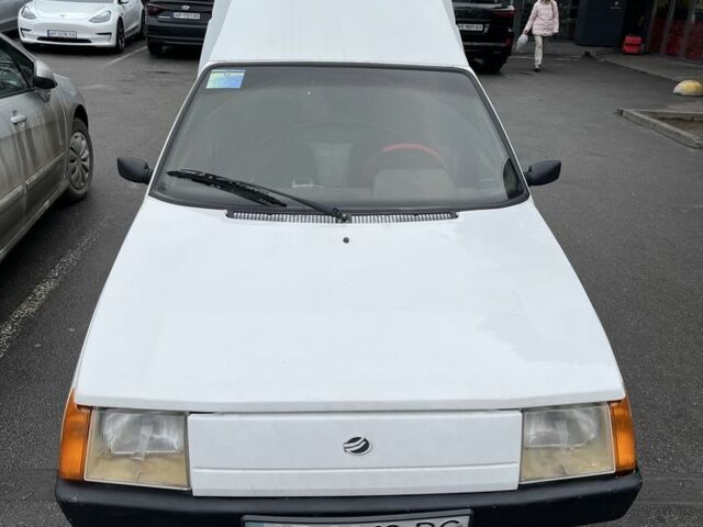 Білий ЗАЗ Таврія, об'ємом двигуна 1.2 л та пробігом 253 тис. км за 1999 $, фото 1 на Automoto.ua