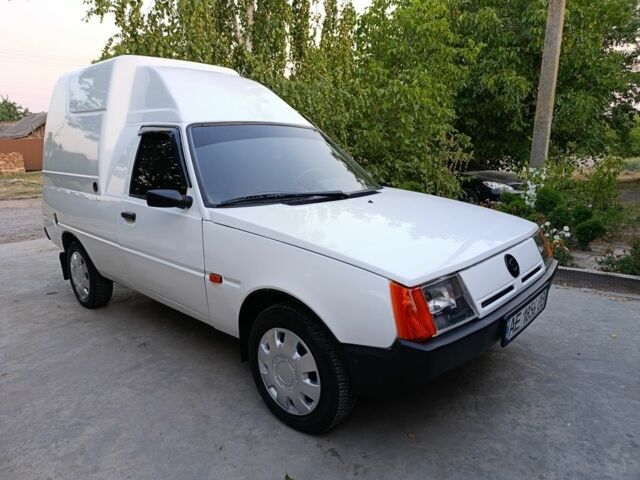 Білий ЗАЗ Таврія, об'ємом двигуна 1.2 л та пробігом 160 тис. км за 2498 $, фото 1 на Automoto.ua
